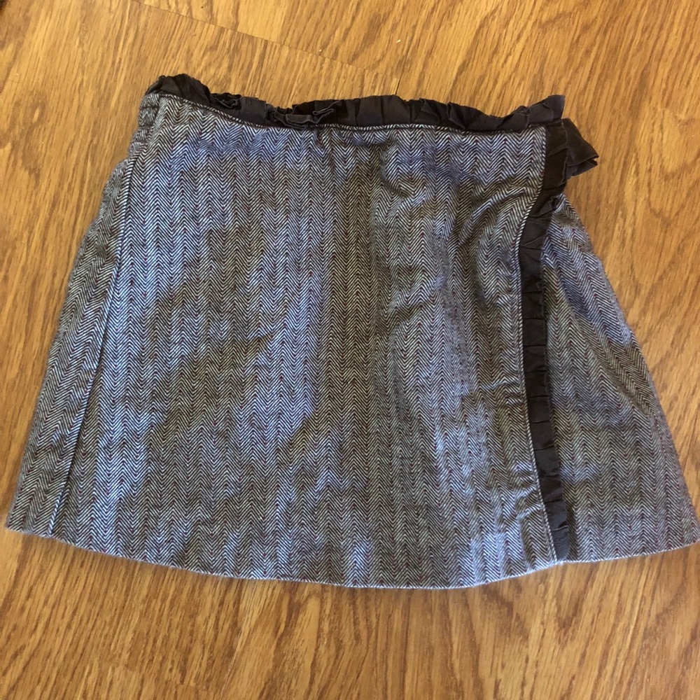 VGUC size 12-18 skirt
